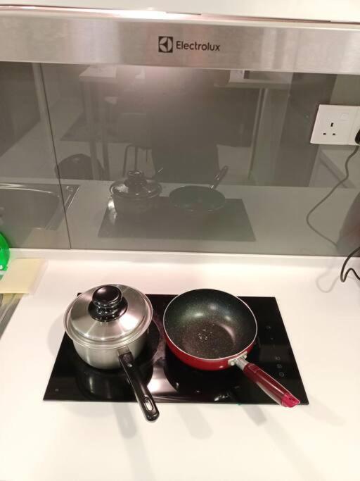 Apartment C0608 Almas Studio100mbps! Netflix By